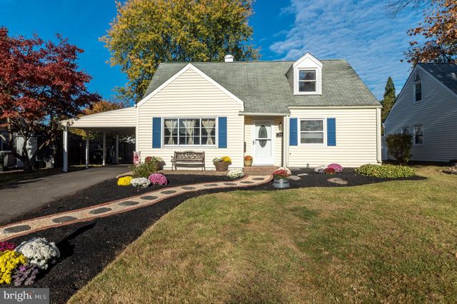 $399,900 | 712 Preston Lane | Upper Moreland Township - Montgomery County