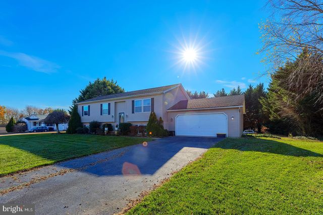 $375,000 | 318 Whitetail Lane