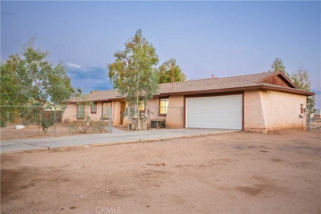 13991 Dos Palmas Road, Victorville, CA 92392 | Compass