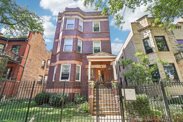 $489,999 | 2642 North Troy Street, Unit 3 | Logan Square