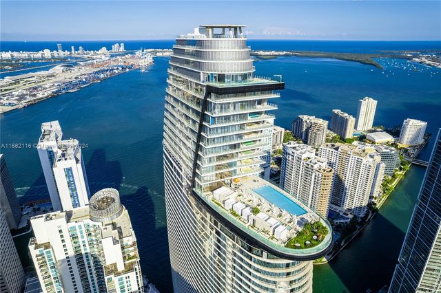 $3,790,000 | 300 Biscayne Blvd Way, Unit 4007 | Downtown Miami