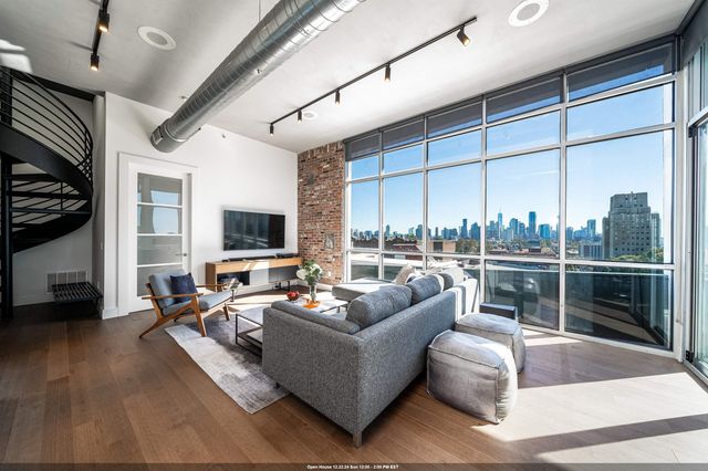 $1,099,000 | 650 Montgomery Street, Unit 504 | West End