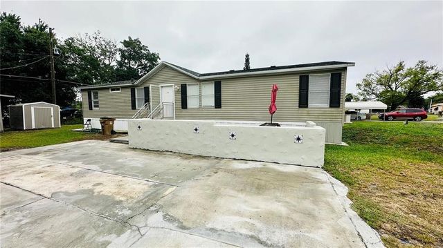 $1,900 | 290 Sunset Boulevard | Tropical Park