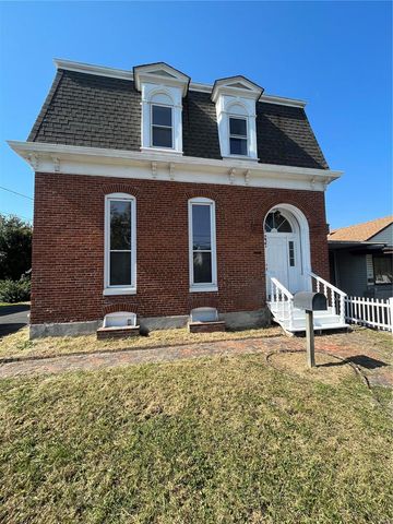 $1,795 | 237 North Clinton Street | Collinsville