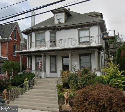 $439,900 | 831 Market Street | Lemoyne