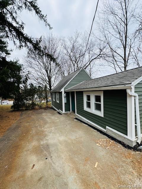 View of homes exterior