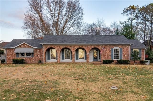 $2,750 | 111 Arlington Place | Berrys Chapel