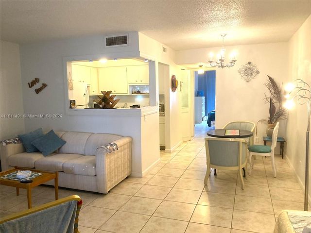 $115,000 | 2901 Northwest 47th Terrace, Unit 344B | Lauderdale Lakes West Gate