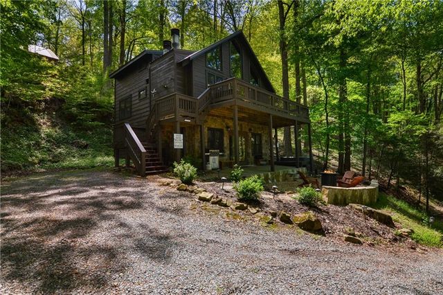 $440,000 | 1213 Mountain Oak Road