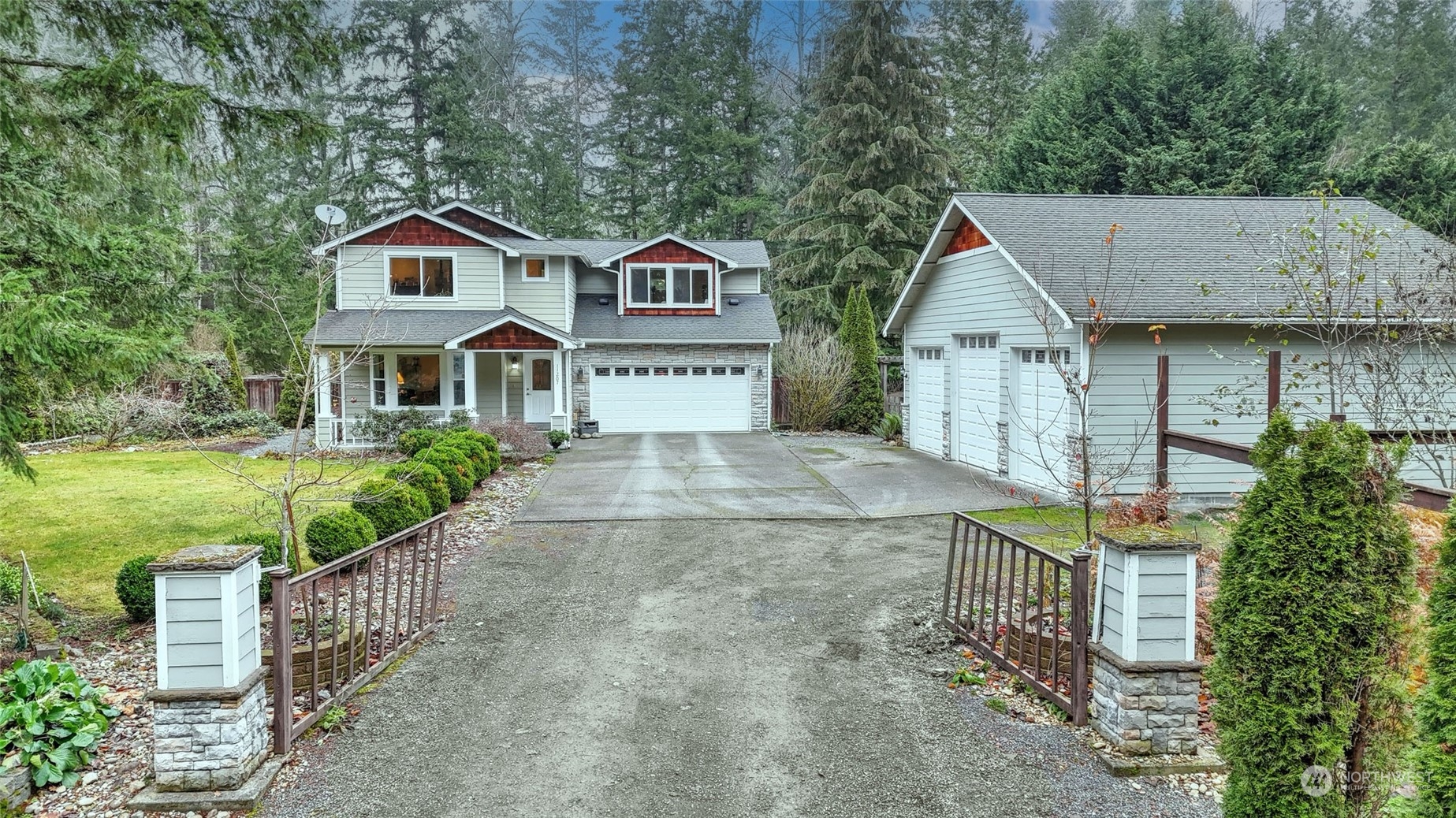 a view of house and outdoor space