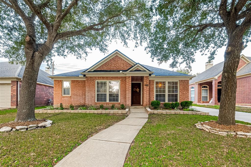 Charming three one story in Waterside Village is ready to be yours!