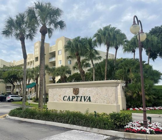 $545,000 | 10700 Northwest 66th Street, Unit 201 | Doral Isles