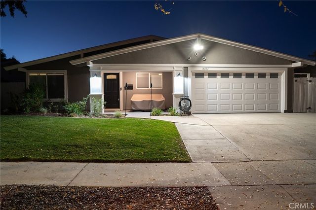 $849,990 | 18857 Darter Drive | West Canyon Country