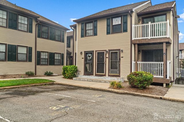 $389,999 | 70-9 Prospect Street, Unit 4 | Metuchen