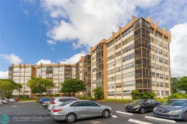 $159,000 | 1000 St Charles Place, Unit 612 | Pembroke Lakes