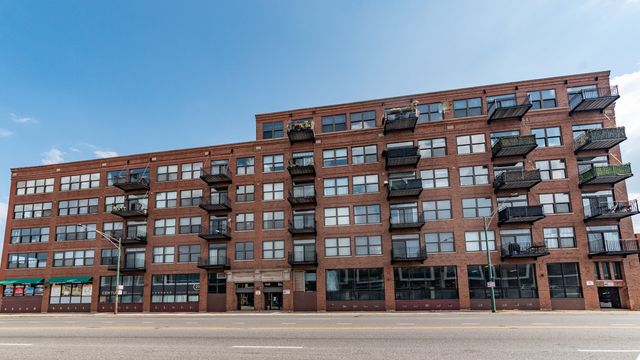 $2,200 | 2310 South Canal Street, Unit 203 | Chinatown