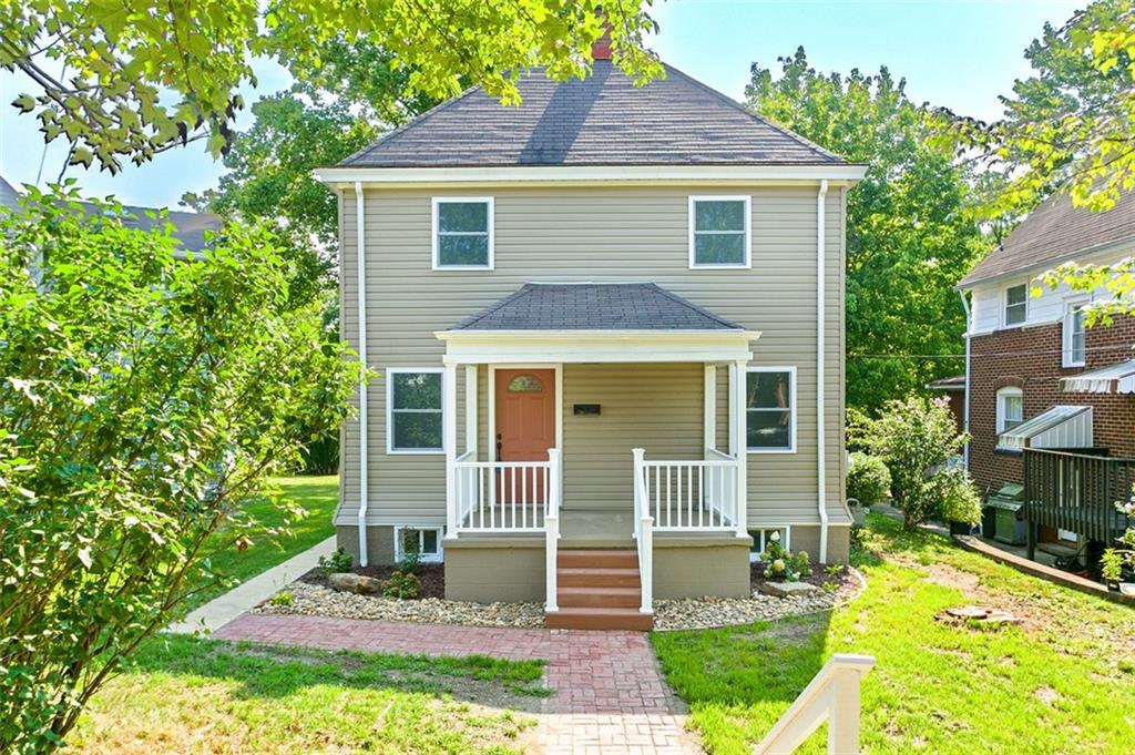 Front 702 WestmorelandLarge Porch