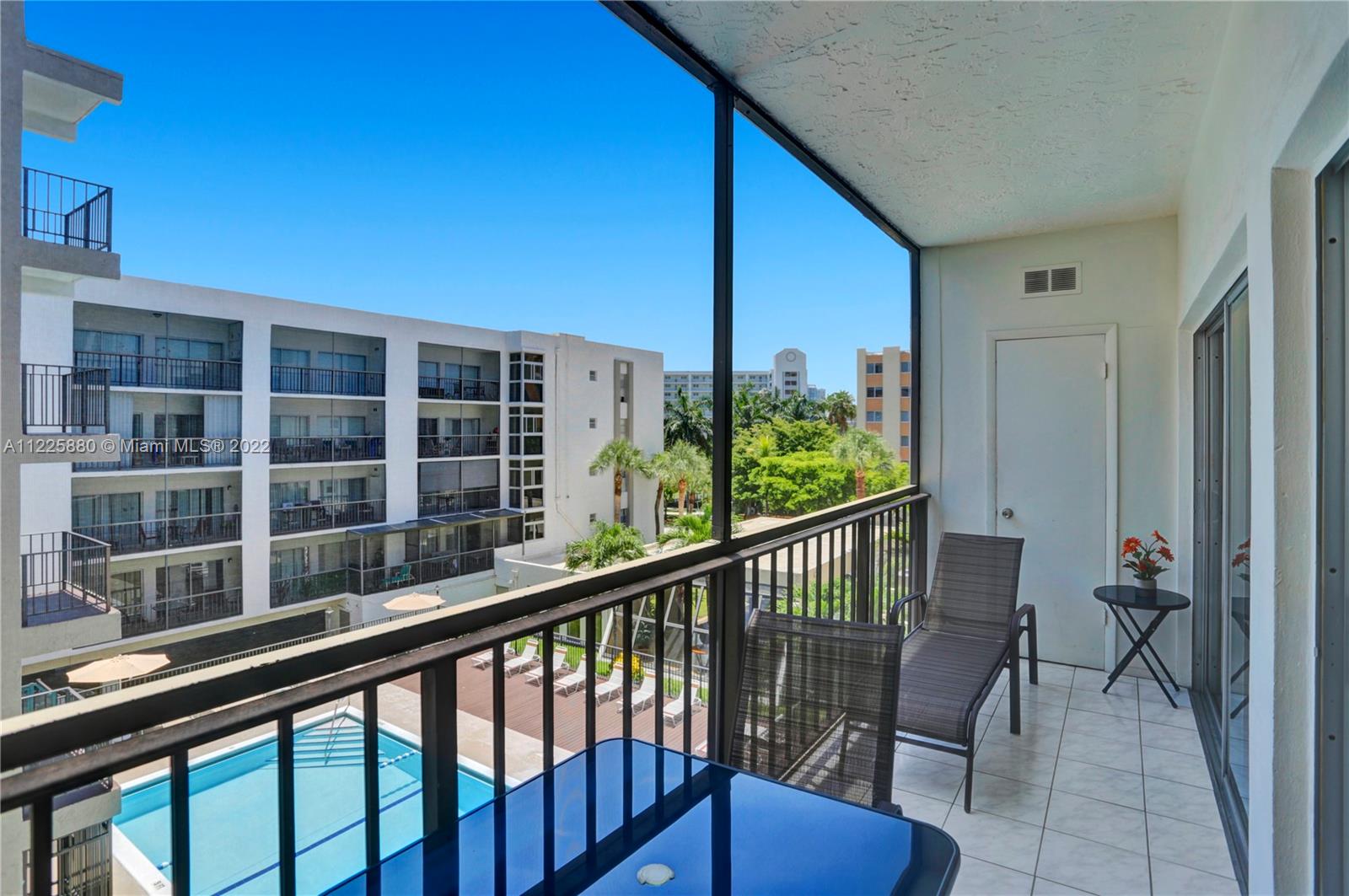 201 178th Drive Unit 425 Sunny Isles Beach FL 33160 Compass