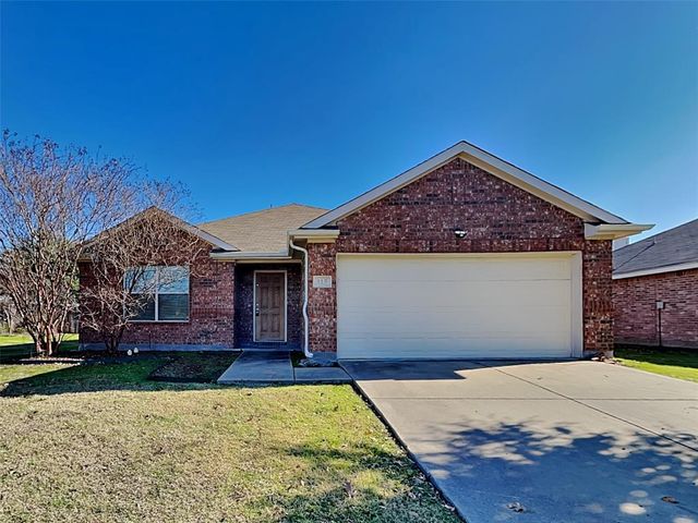 $285,000 | 315 Long Prairie Drive | Forney