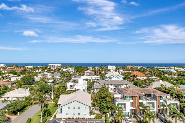 $1,650,000 | 200 Mac Farlane Drive, Unit N905 | Delray Beach Association