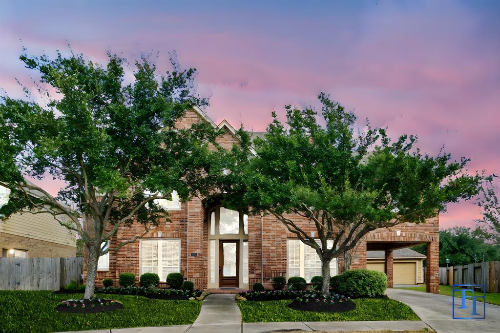 Welcome to 3915 Bianca Springs, a beautiful home nestled in the heart of Katy, Texas!