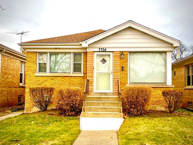 $2,950 | 7724 West Birchwood Avenue | Edison Park