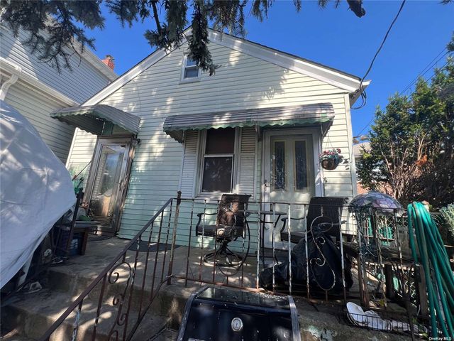 $499,000 | 68-09 Garfield Avenue | Maspeth