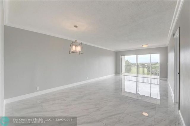 $1,800 | 3200 North Palm Aire Drive, Unit 707 | Palm Aire