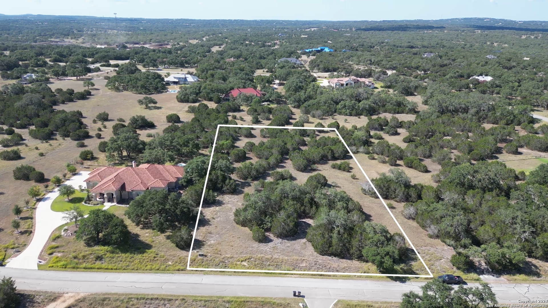 an aerial view of multiple house