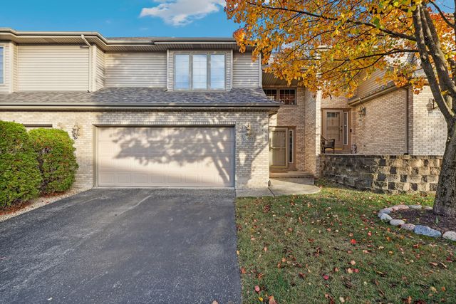 $299,900 | 16707 Trail View Court | Tinley Park