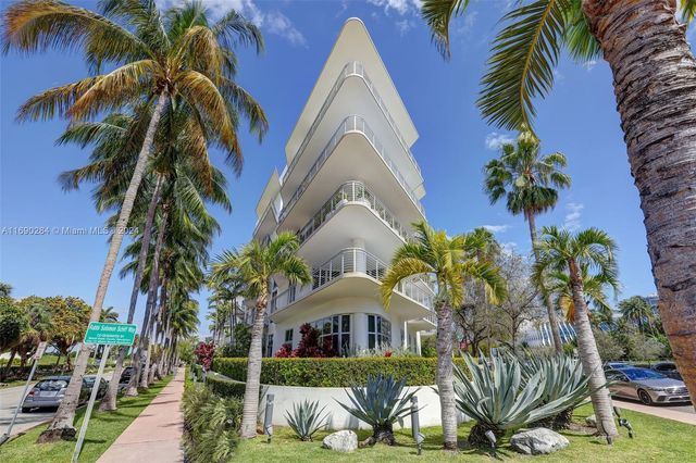 $3,100,000 | 2001 Meridian Avenue | Mid Beach