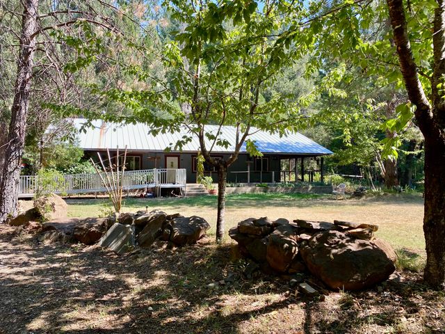 $379,750 | 30704 Hagen Flat Road | Big Bend