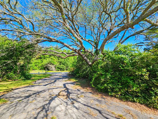 $490,000 | 9995 Lodge Highway