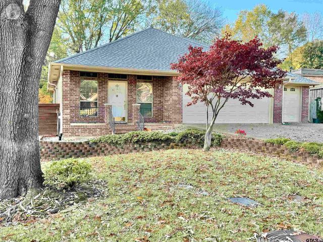 $269,900 | 903 Angelina Court | Longview