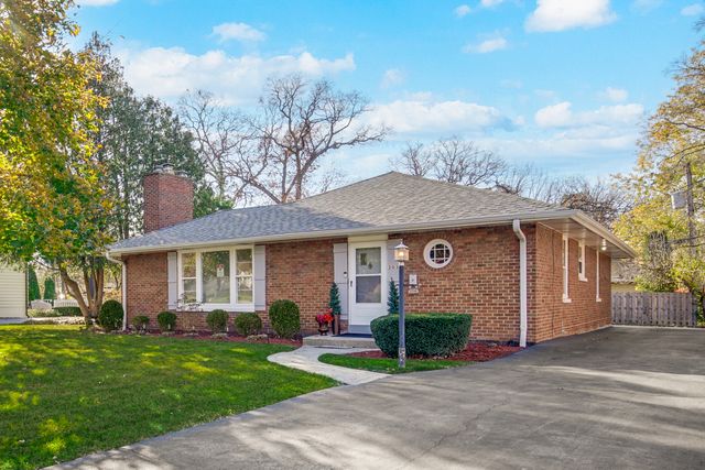 $318,000 | 2036 North Avenue | Waukegan