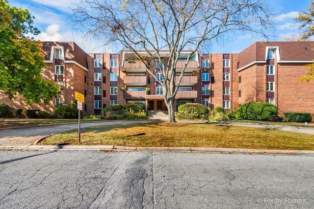 $249,900 | 120 South Spruce Avenue, Unit 202A | Wood Dale