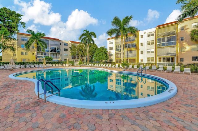 $110,000 | 2811 Somerset Drive, Unit 209 | Lauderdale Lakes East Gate