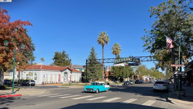 $2,050 | 211 Division Street | Downtown Pleasanton