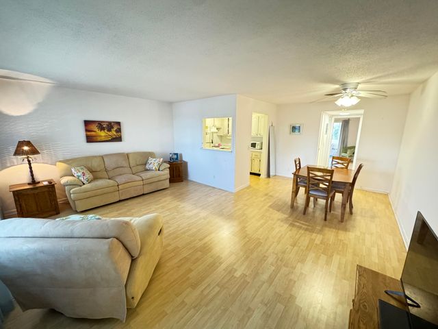 $84,999 | 75 Camden Drive, Unit C | Century Village