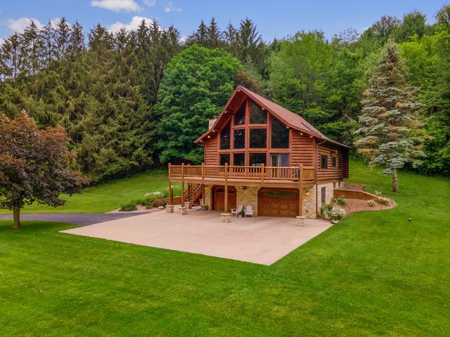 $624,900 | N5097 Green Coulee Road | Onalaska Town