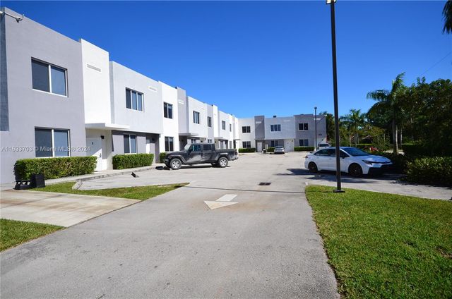 $9,000,000 | 171 Northwest 158th Street | Golden Glades