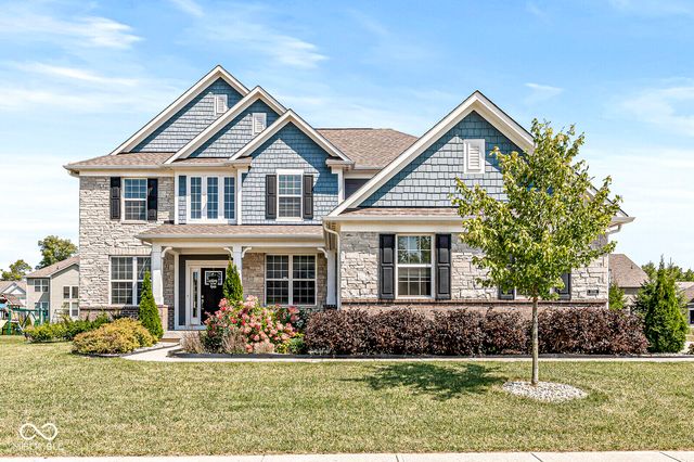 $839,900 | 3721 Conifer Drive | Zionsville