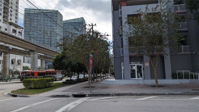 $465,000 | 104 Southwest 9th Street, Unit 806 | Brickell