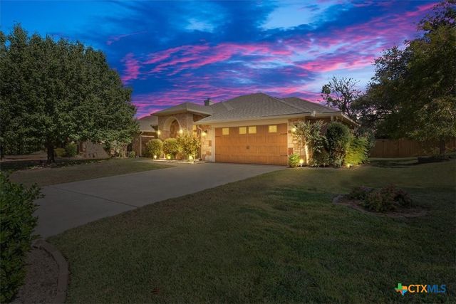 $414,000 | 6003 Chimney Hill Drive | Bella Charca