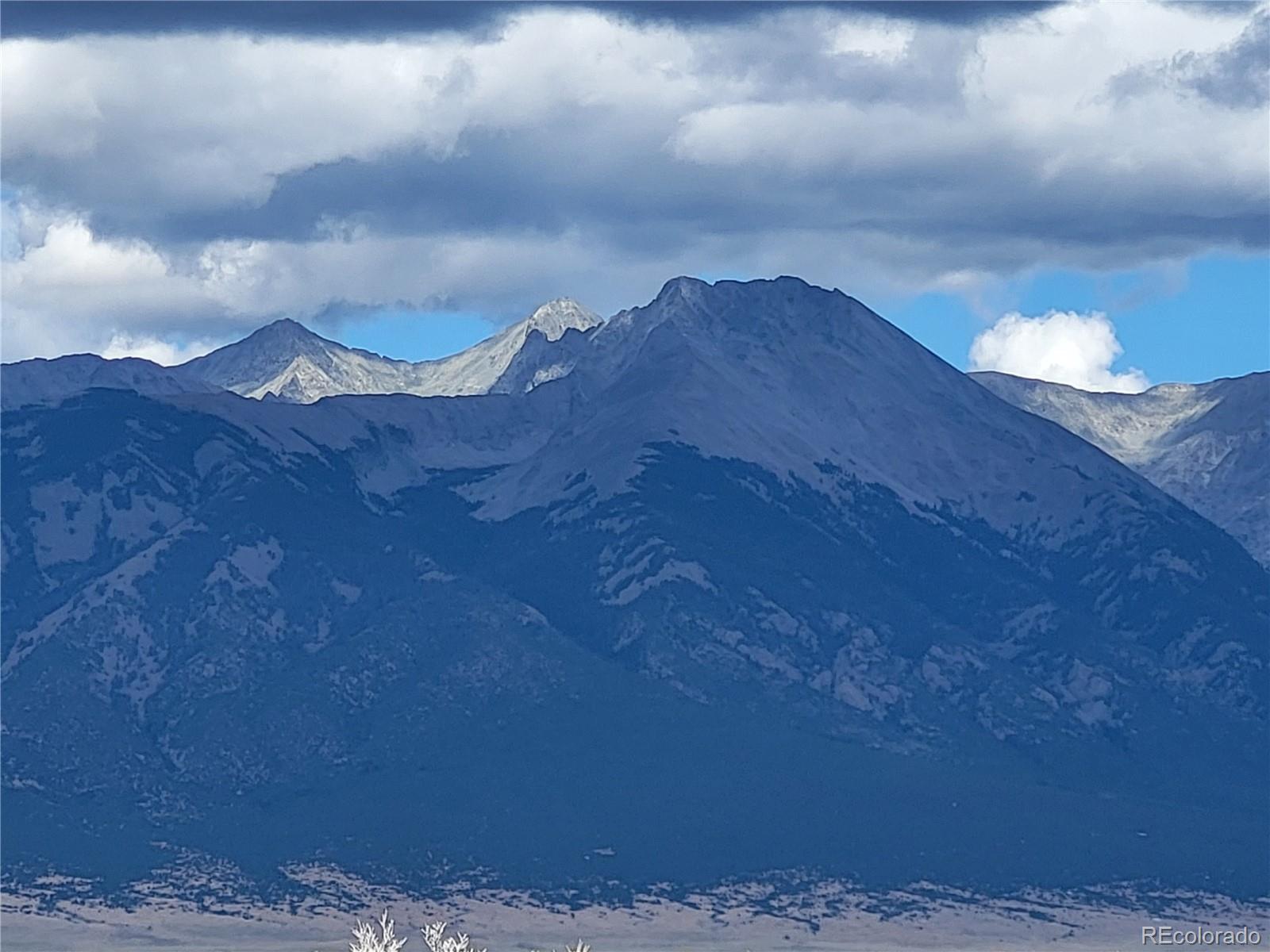 a view of a sky