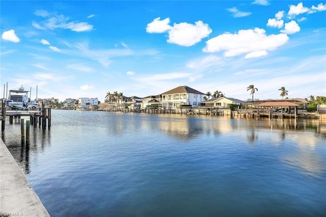 $2,695,000 | 475 Seabee Avenue | Vanderbilt Beach