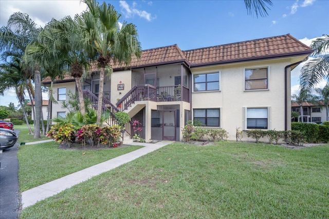 $2,100 | 7197 Golf Colony Court, Unit 204 | Lucerne Lakes