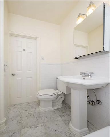 $2,700 | 340 East 81st Street, Unit 2B | Upper East Side