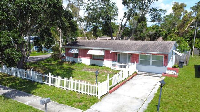 $298,000 | 4655 76th Avenue North | Pinellas Park