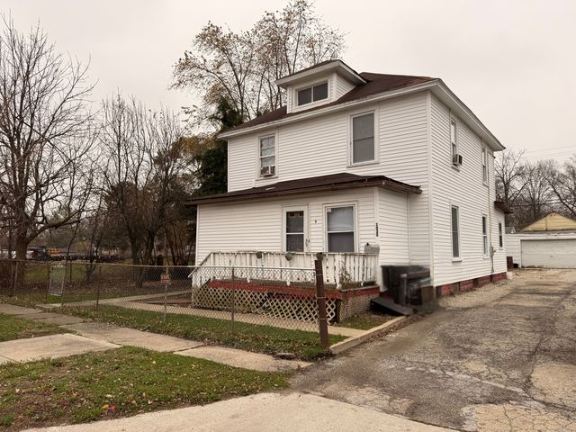 $219,900 | 1020 Woodruff Road | Joliet